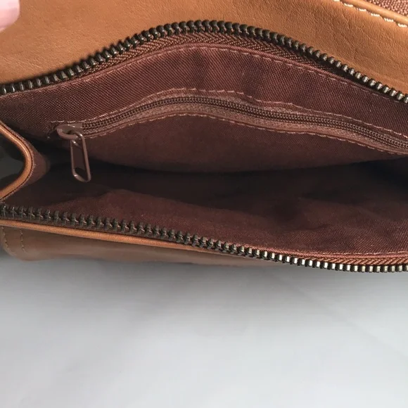 Fossil Tan Leather Crossbody Purse Bag - Picture 7 of 9